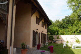 Domaine_de_sermenez_batisse_cours_intérieur_YPOK